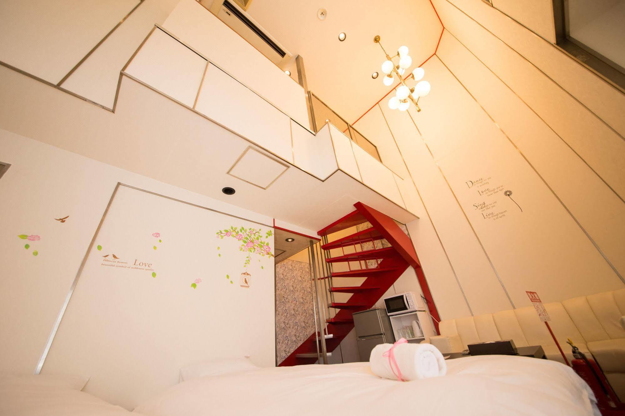 Hotel Candy Hall (Adults Only) Осака Екстериор снимка