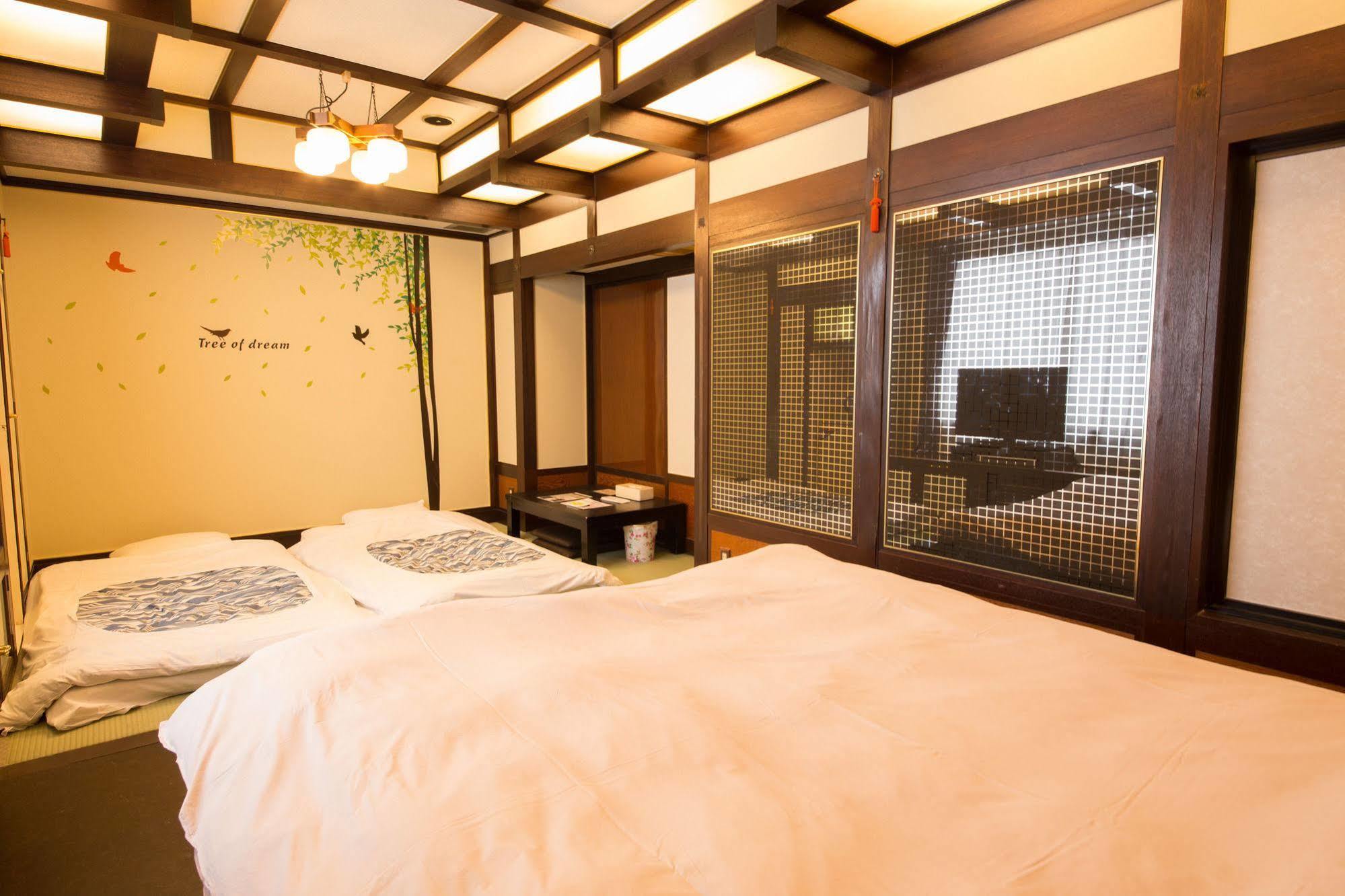 Hotel Candy Hall (Adults Only) Осака Екстериор снимка