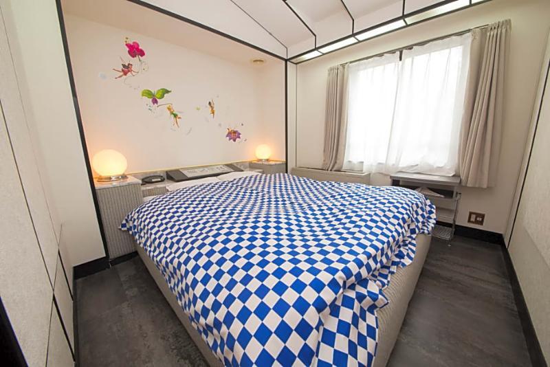 Hotel Candy Hall (Adults Only) Осака Екстериор снимка